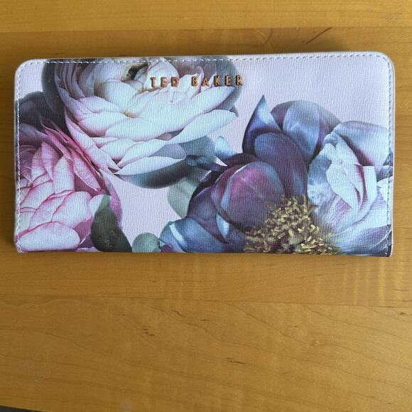 Ted Baker Handbags - Ted Baker Floral Wallet Womens Leather Bifold Ethereal Posie Continental